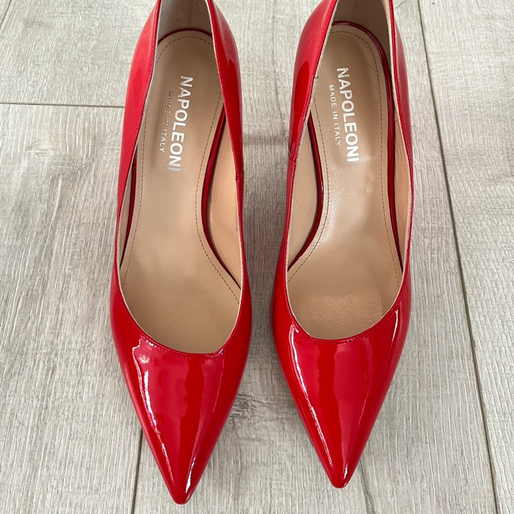 Sexy Red Heel Pumps
